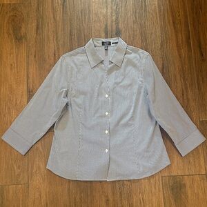 New Jones New York Blue Striped Easy Care Button Down Shirt